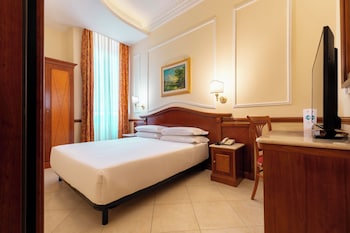 Family Room, Connecting Rooms