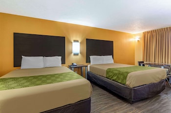 Standard Room, 2 Queen Beds, Non Smoking