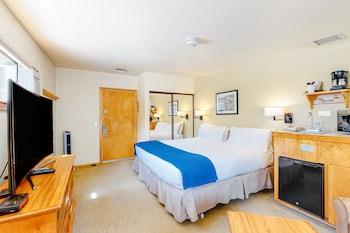 Room (Deluxe, Balcony)