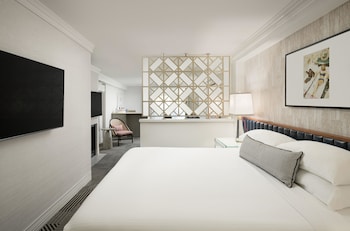 Premier King Suite with Balcony