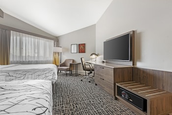 Standard Room, 2 Queen Beds, Non Smoking, Refrigerator & Microwave
