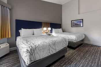 Standard Room, 2 Queen Beds, Non Smoking, Refrigerator & Microwave