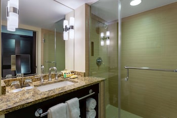 City Room, 1 King Bed, Corner