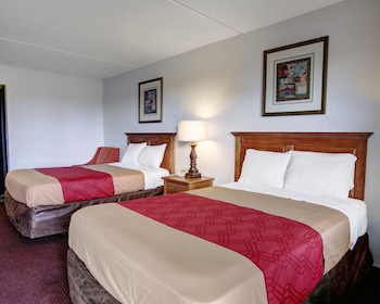 Standard Room, Smoking