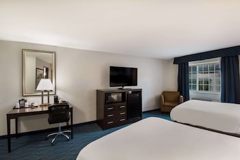 Standard Room, 2 Queen Beds, Non Smoking