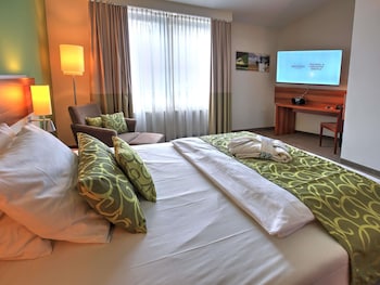 Superior Room, 1 King Bed