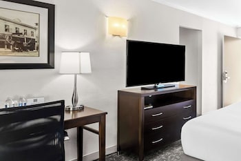 Suite, Multiple Beds, Non Smoking, Kitchen (Living Room;with Sofabed)