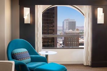 Room, 1 King Bed, City View