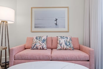 Deluxe Room, 2 Queen Beds, Accessible (Mobility & Hearing, Roll-in Shower)