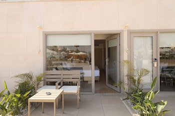 Double Room with Pool View
