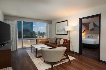 Suite, 1 Bedroom, City View