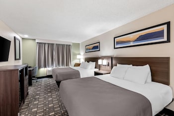 Standard Room, 2 Queen Beds, Refrigerator