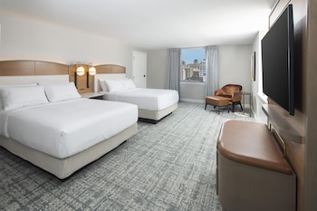 Plaza Suite