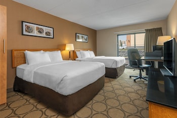 Deluxe Room, 2 Queen Beds, Refrigerator & Microwave, Ground Floor