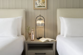 Suite, 1 Bedroom (Hearing Accessible)