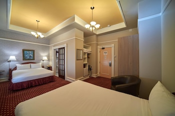 Deluxe Room, 2 Queen Beds, Non Smoking, City View
