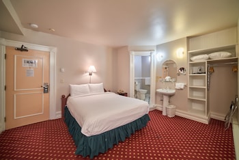 Deluxe Room, 1 Queen Bed