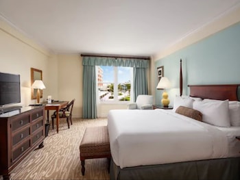 Room, 1 King Bed, City View (Fairmont)