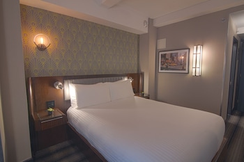 Signature Suite