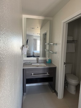 Suite, 2 Bedrooms