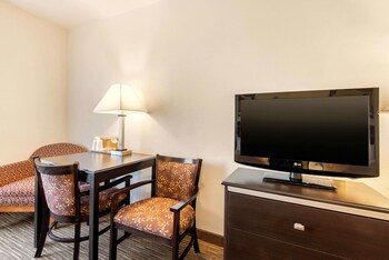 Room, 2 Queen Beds, Non Smoking (Pet-Friendly)