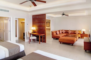 Club Suite (Royal)
