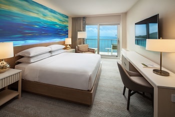 Room, 1 King Bed, Oceanfront (Floor 4 to 9)