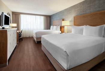 Premier Room, 2 Queen Beds, Non Smoking