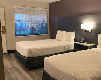 Deluxe Room, 2 Double Beds, Non Smoking