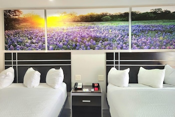 Standard Room, 2 Queen Beds, Smoking