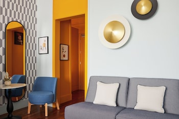 Premium Room (1 Queen, Single Sofa bed)