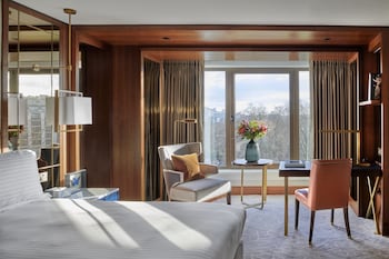 Premium Room, 1 King Bed (Mayfair Floor)