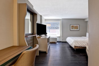 Standard Room (bed type assigned at check in)