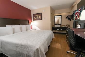 Deluxe Room, 1 King Bed (Smoke Free)