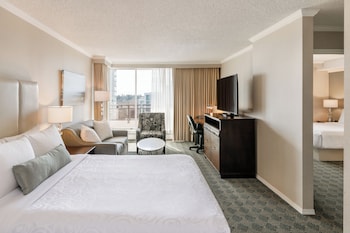 Suite, 2 Queen Beds