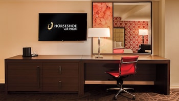 Resort Studio Suite 2 Queens High Roller View Non-Smoking