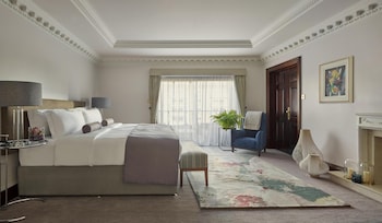 Suite (Churchill Residential)