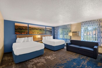 Studio Suite, 2 Queen Beds, Non Smoking (Second Floor)