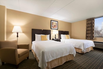 Deluxe Room, 2 Double Beds, Accessible, Non Smoking (Mobility Accessible)