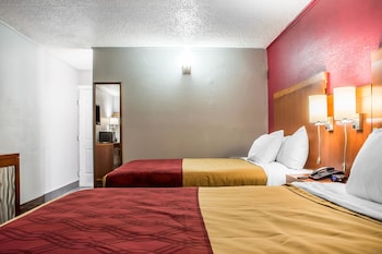 Standard Room, 2 Queen Beds, Non Smoking