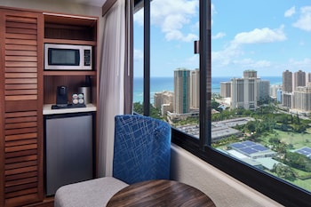 Deluxe Room, 1 King Bed, Ocean View