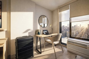 Deluxe Room, 1 King Bed (Smoke Free)