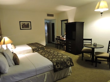 Standard Room, 2 Double Beds, Non Smoking