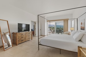 Room, 2 Bedrooms, 2 Bathrooms, Ocean View (Unit 706)