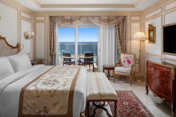 Royal Suite, 1 King Bed (Panoramic Sea view)