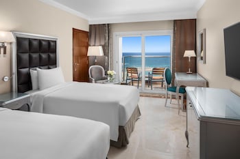 Twin Room (Full Sea View)
