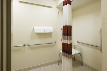 Standard Room, 1 King Bed, Accessible (Smoke Free)
