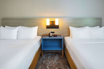 Standard Room, 2 Double Beds, Non Smoking, Second Floor