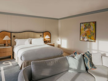 Junior Suite, 1 King Bed