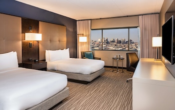 Room, 2 Double Beds (Newark Skyline View)